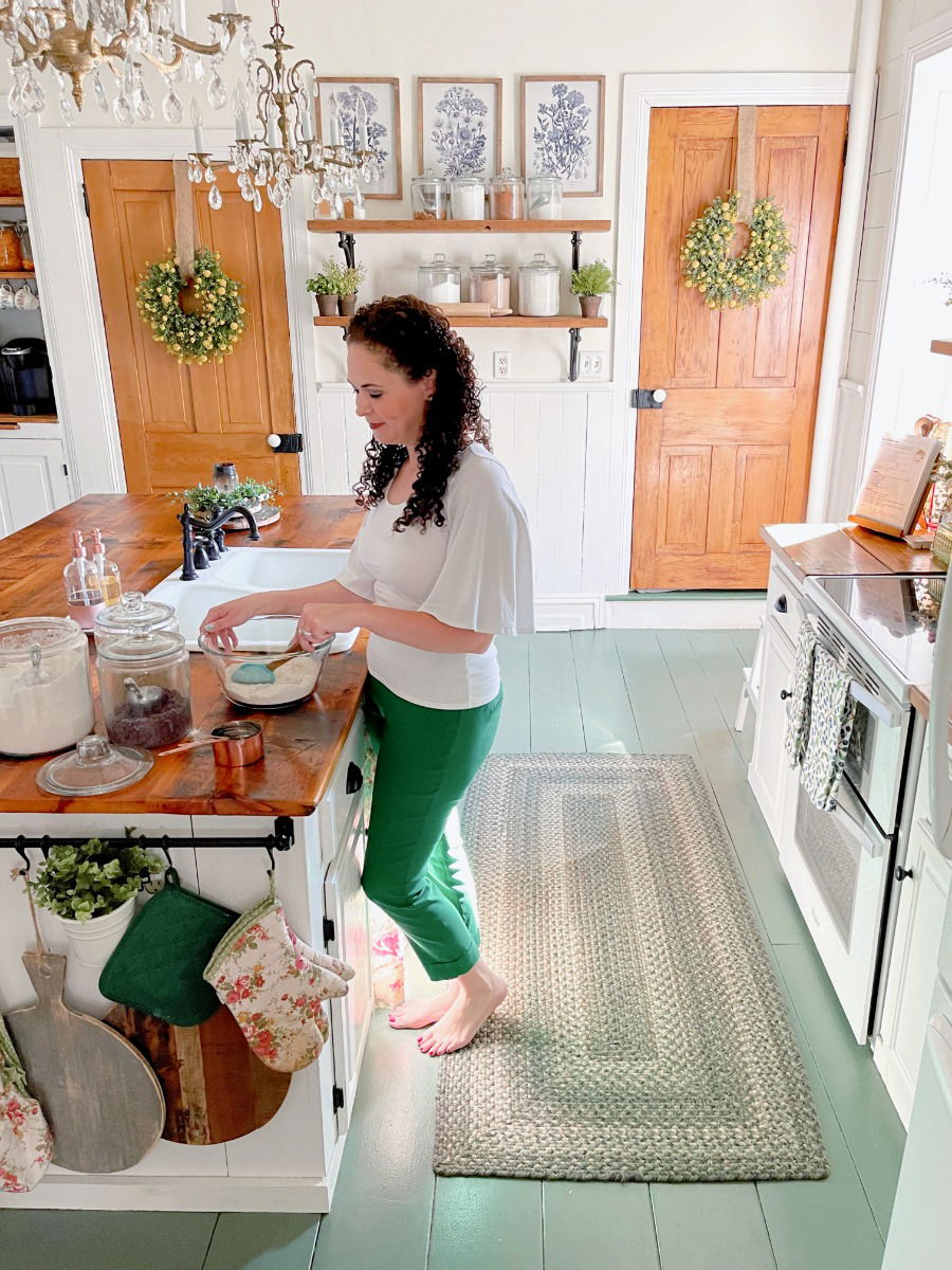 Kitchen Comfort: Elevate Your Culinary Space with Homespice's Kitchen Rugs