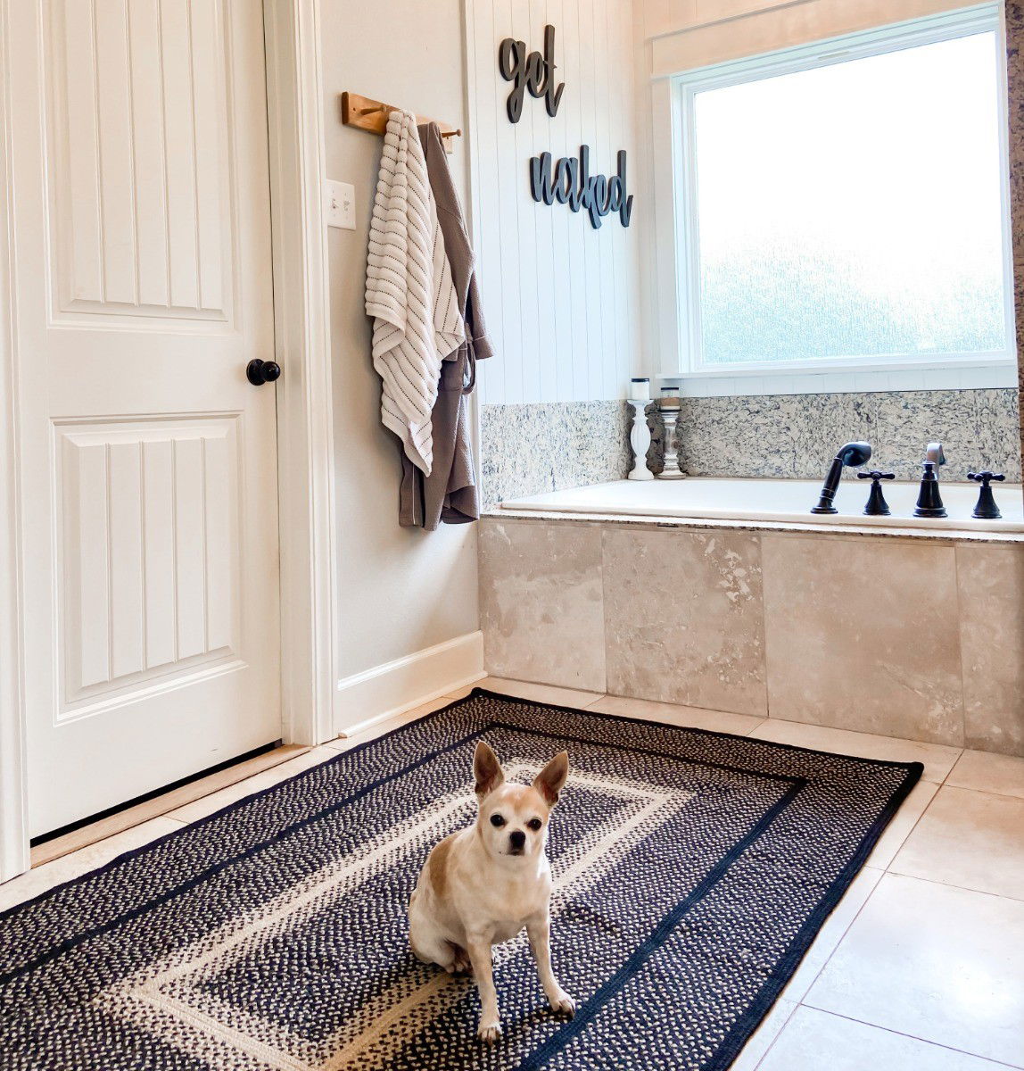 A Spa Retreat at Home: Creating a Relaxing Bathroom Oasis with Homespice's Bathroom Rugs