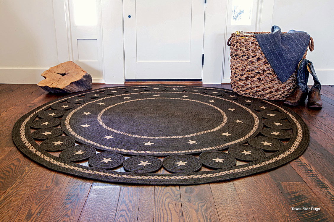FARMHOUSE DECOR