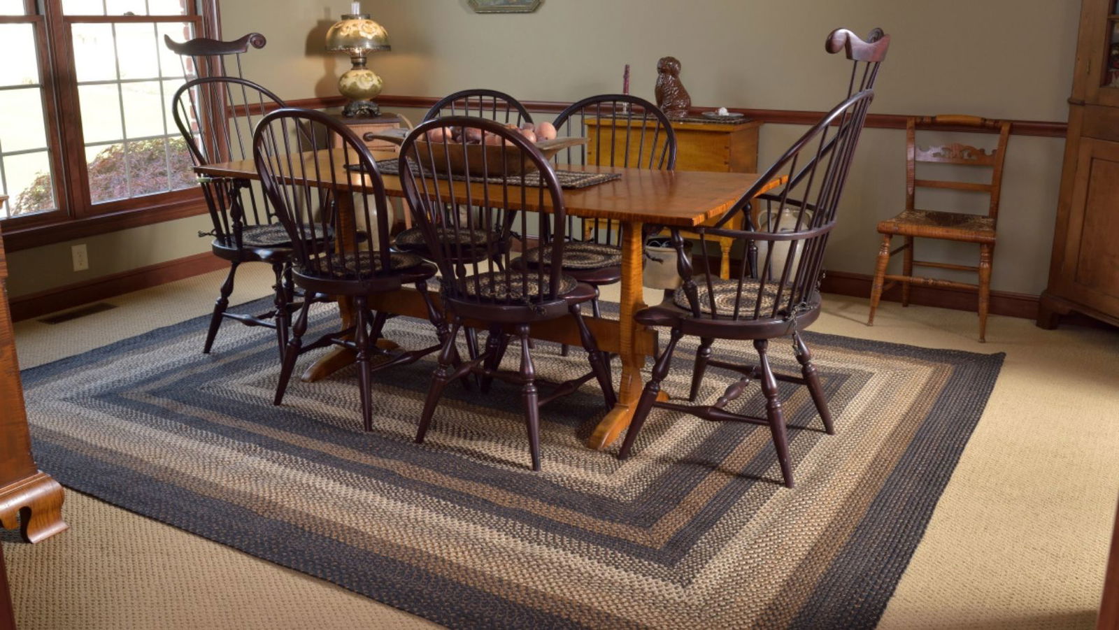 Rectangular Dining Room Rugs for Under the Table: A Buyer's Guide by Homespice