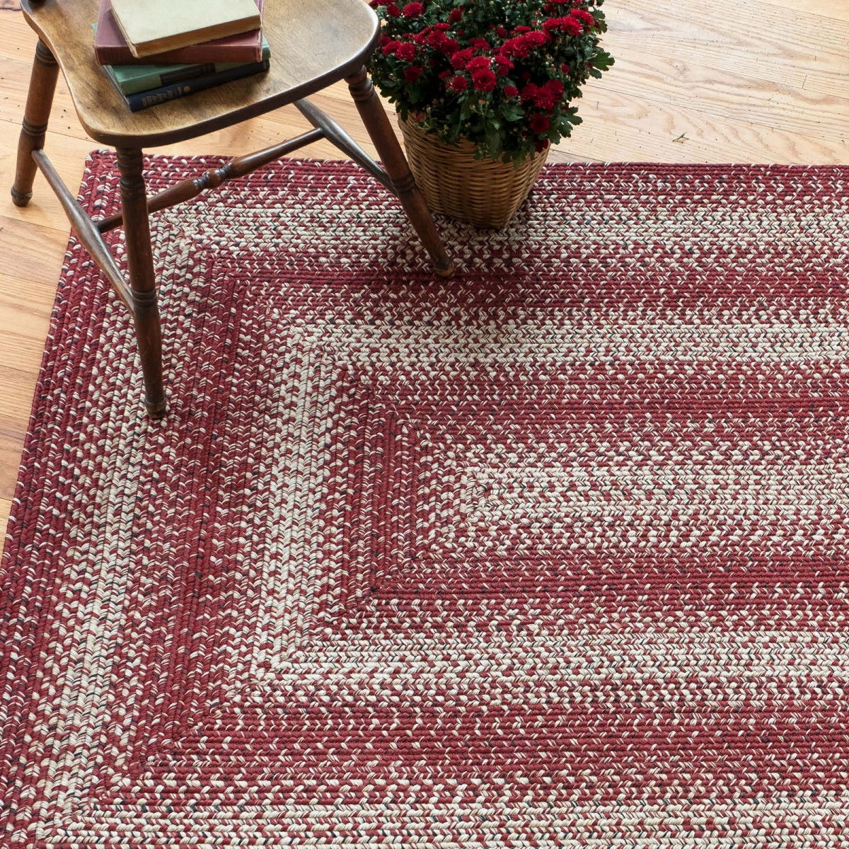 A Few Tips to Decorate your living Room with Rugs