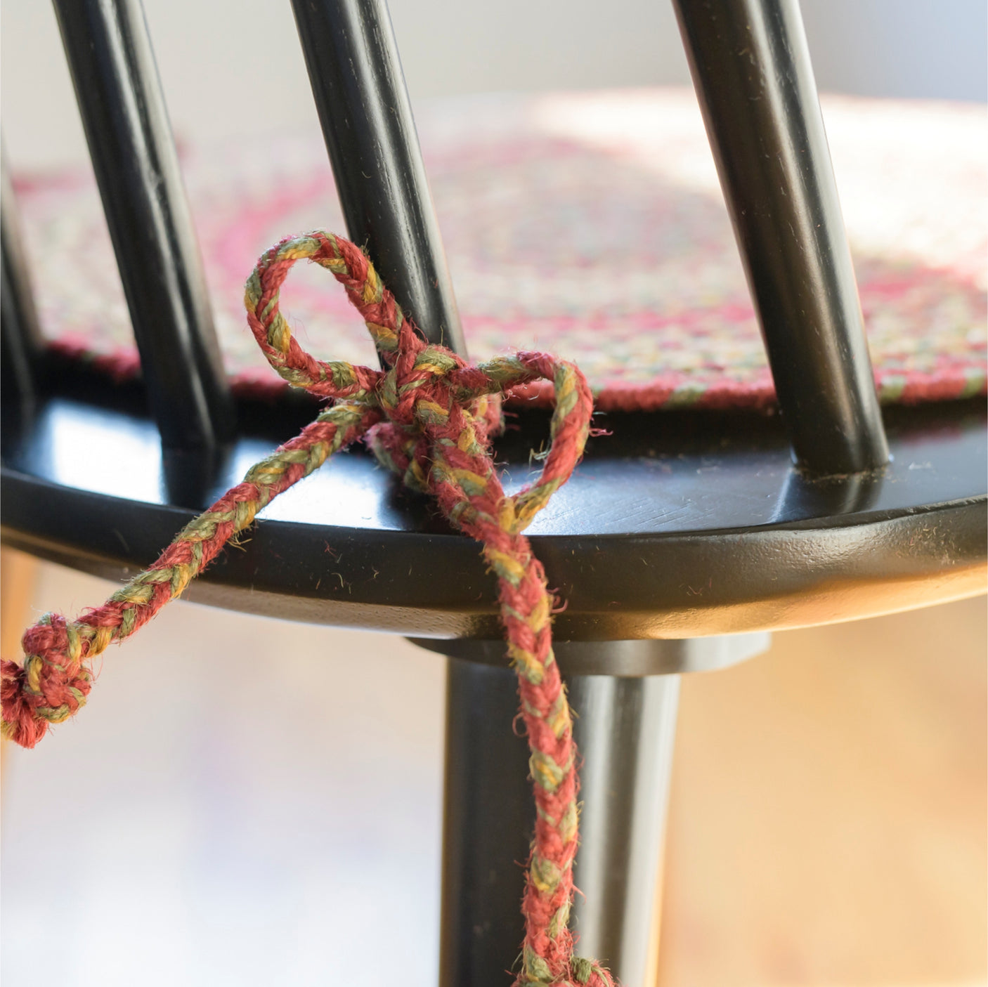 Cider Barn Red Jute Braided Chairpad