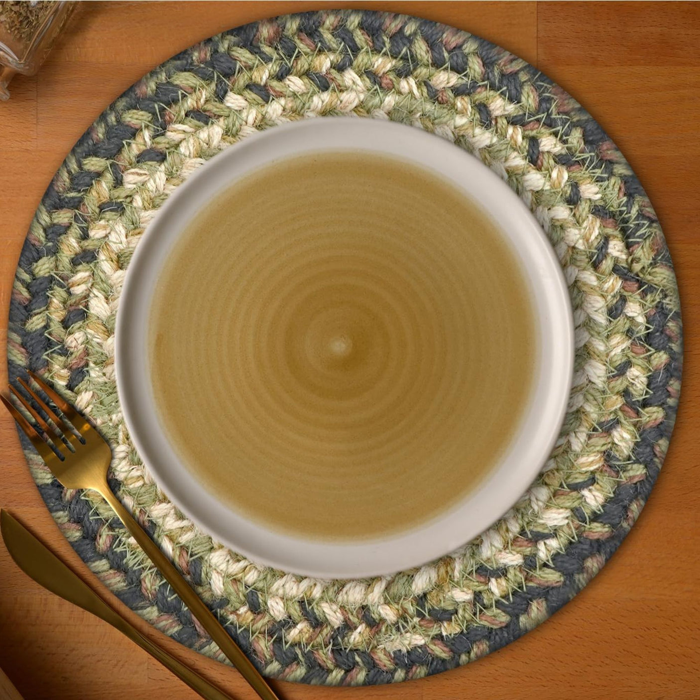 Pinecone Green Braided Accessories