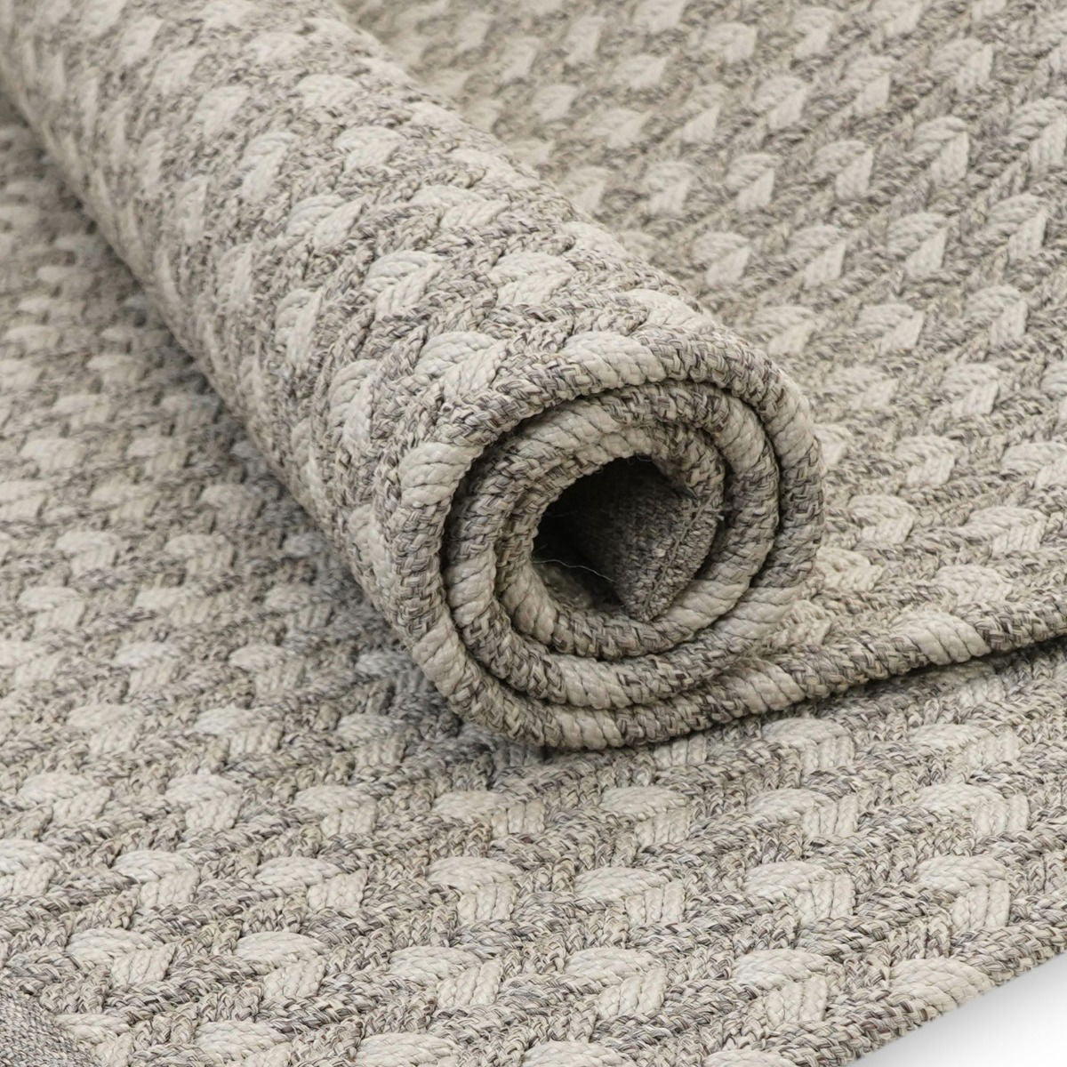 Best Soft Beach Luxuria Braided Rug for Bedroom for Wood Floor